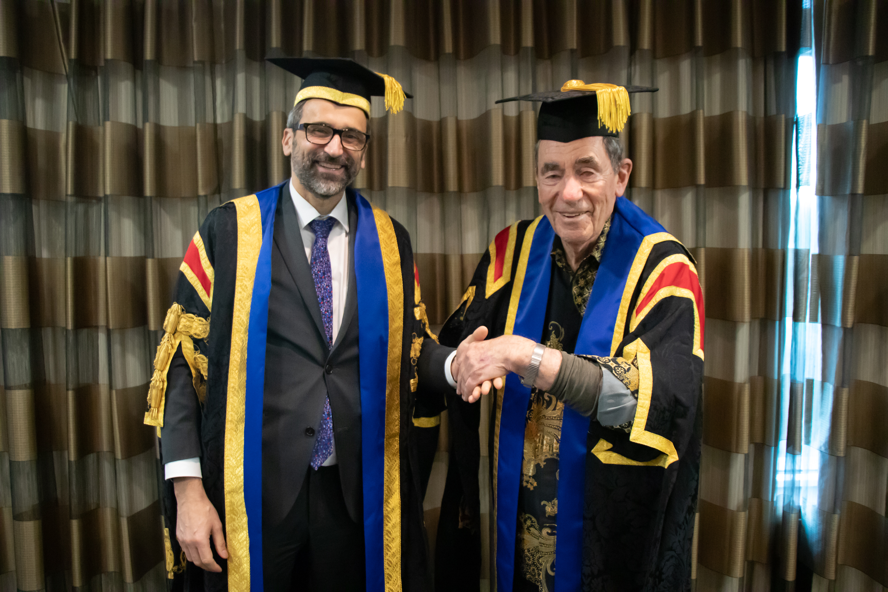 Image - Standing ovation for Justice Albie Sachs following conferral of Honorary Doctorate